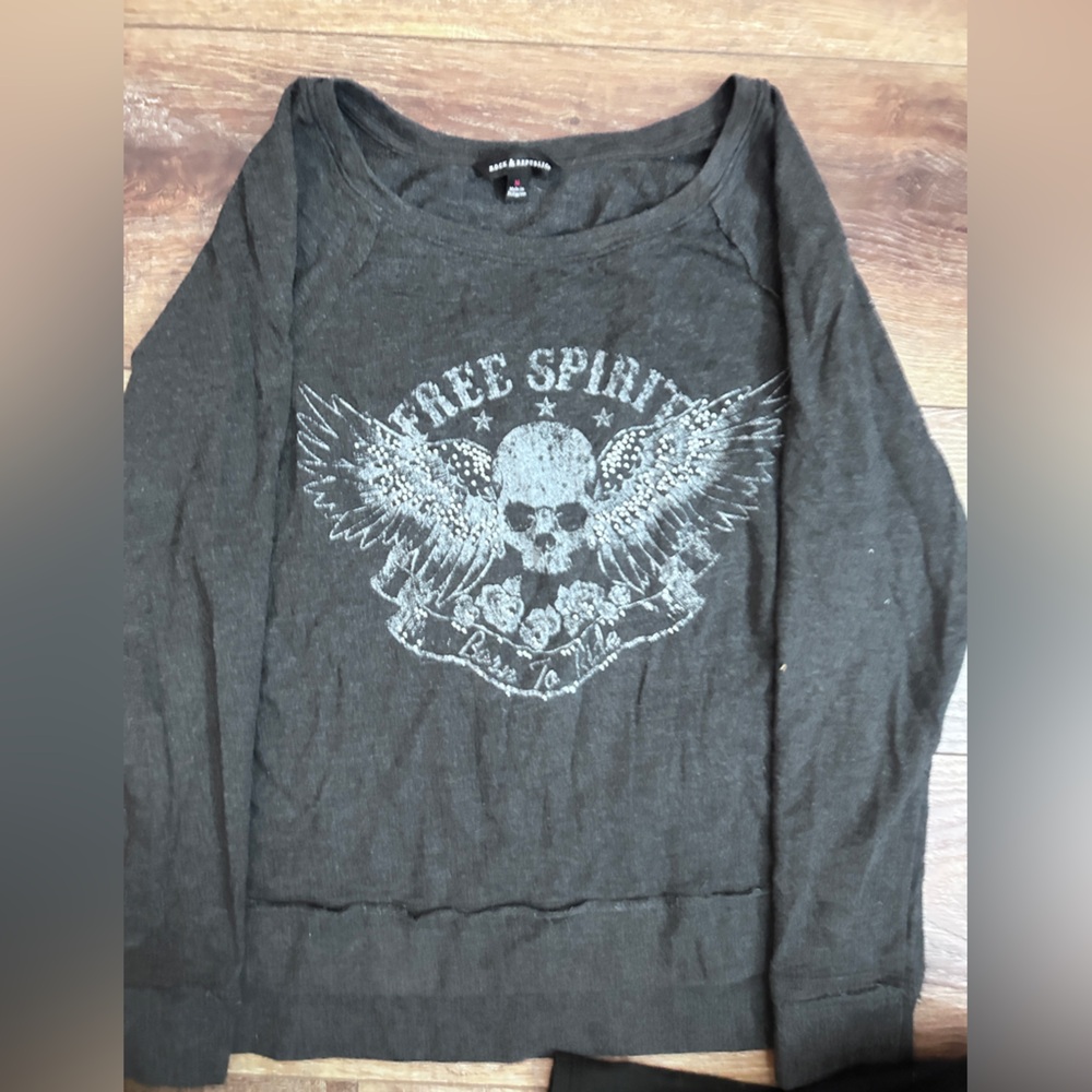 Rock & Republic Charcoal Graphic Long Sleeve Tee